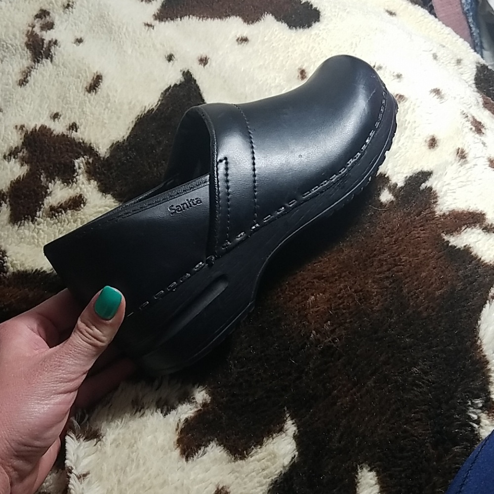 Clogs
